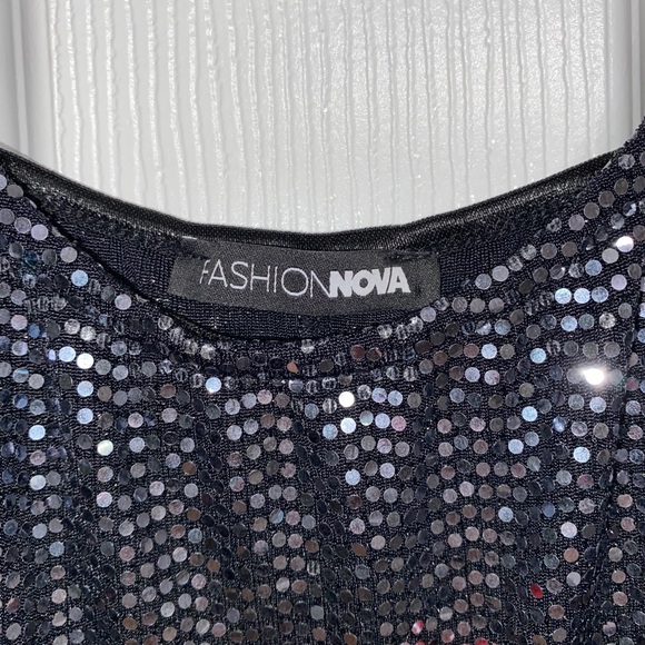 FASHIONNOVA DRESS - Picture 2 of 3